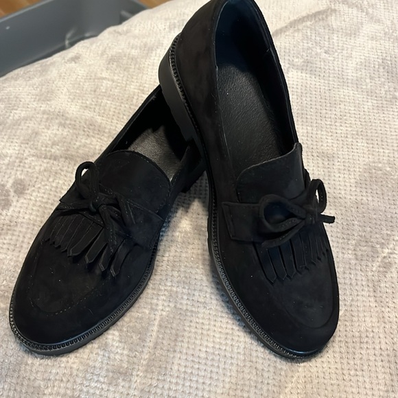 BLACK FAUX SUEDE TASSEL TIE LOAFTER NIB SIZE 7 - Picture 2 of 7